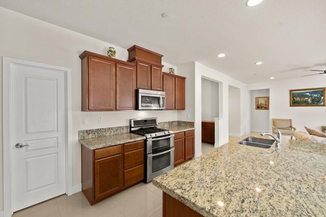 100 Monaco Ct, Lincoln, CA 95648