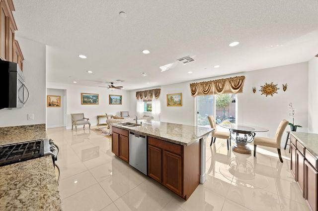 100 Monaco Ct, Lincoln, CA 95648