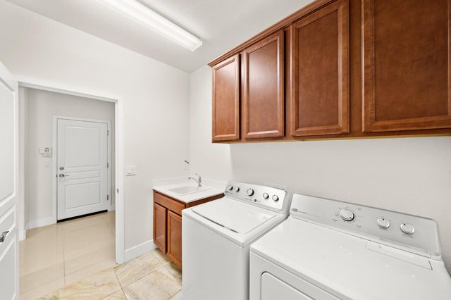 100 Monaco Ct, Lincoln, CA 95648