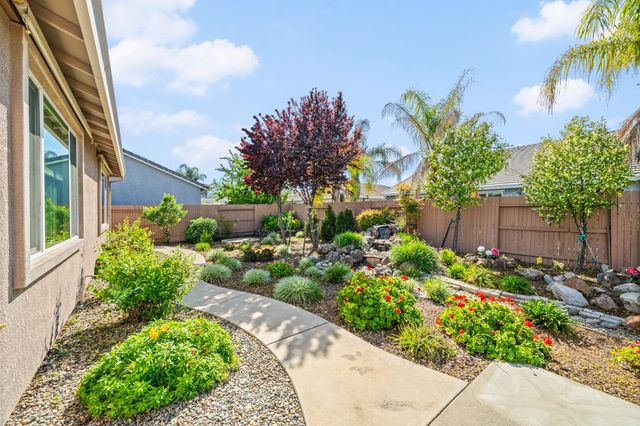 100 Monaco Ct, Lincoln, CA 95648