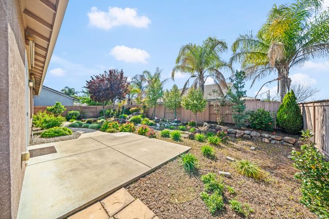 100 Monaco Ct, Lincoln, CA 95648