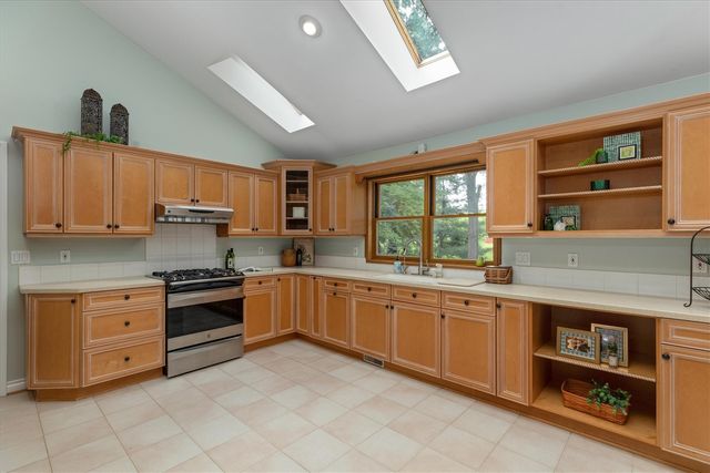 525 Judd Road, Saline, MI 48176