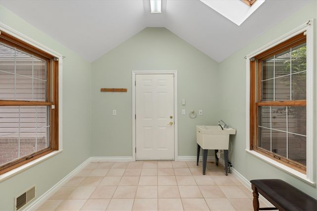 525 Judd Road, Saline, MI 48176