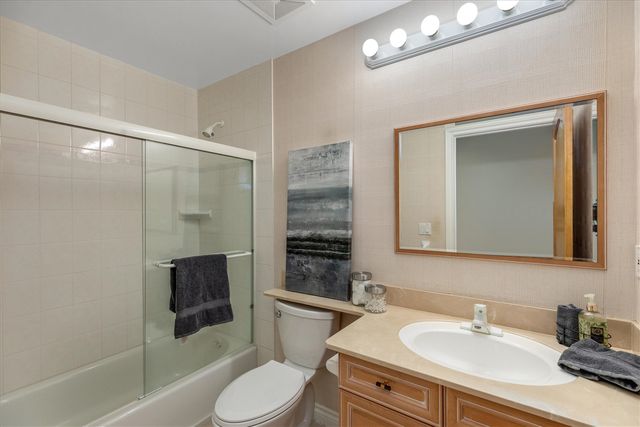 525 Judd Road, Saline, MI 48176