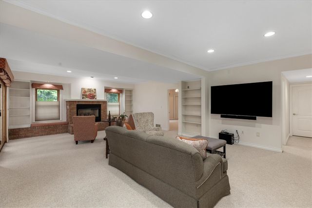 525 Judd Road, Saline, MI 48176