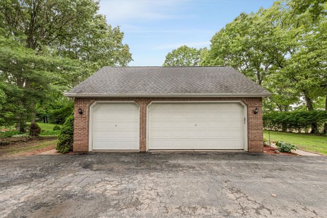 525 Judd Road, Saline, MI 48176