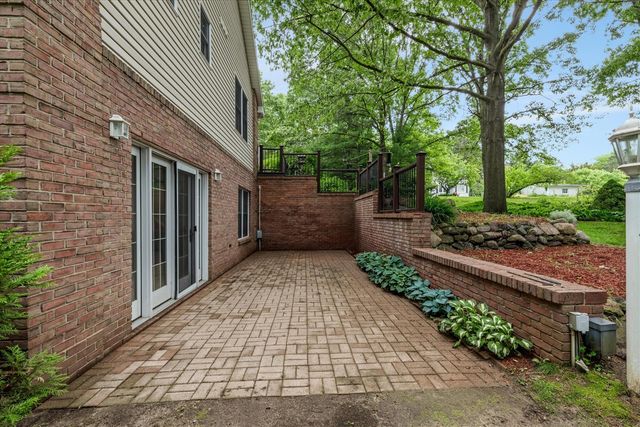 525 Judd Road, Saline, MI 48176