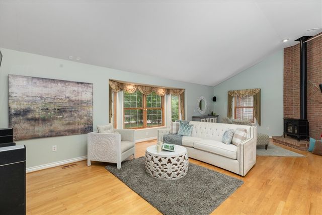 525 Judd Road, Saline, MI 48176