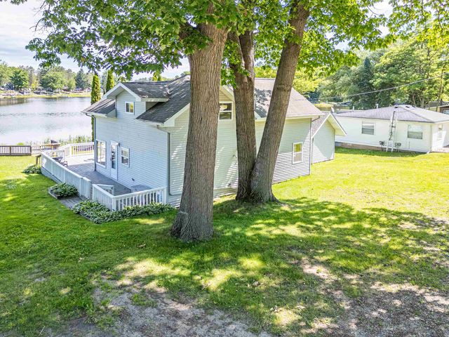 1379 Sioux Street, Gladwin, MI 48624