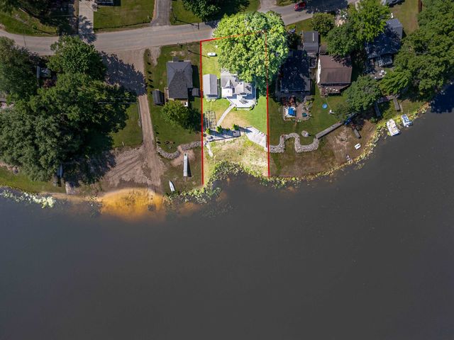 1379 Sioux Street, Gladwin, MI 48624