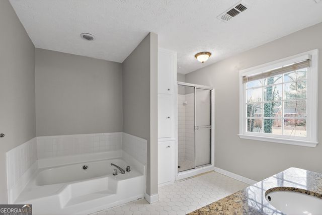 703 Kingsgate Ridge, Stone Mountain, GA 30088