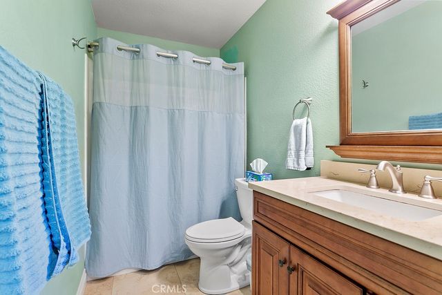 8877 Lauderdale Court 212B, Huntington Beach, CA 92646