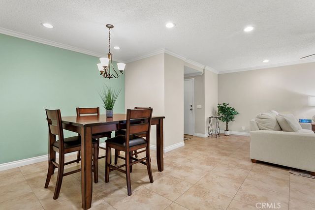 8877 Lauderdale Court 212B, Huntington Beach, CA 92646