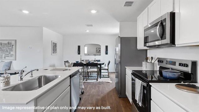 548 St. Charles Place, Newcastle, OK 73065
