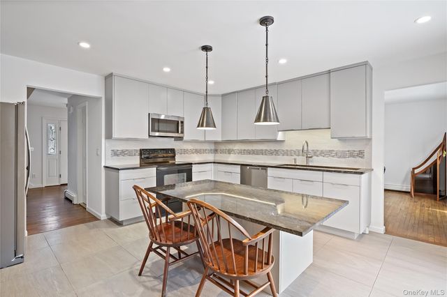 37 Fox Den Road, Mount Kisco, NY 10549