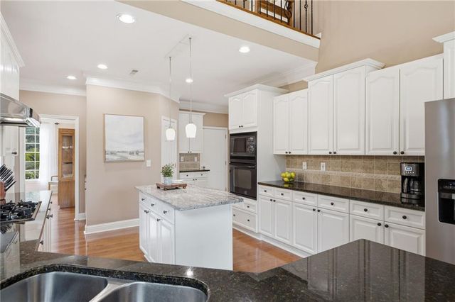 6915 Lancaster Circle, Cumming, GA 30040
