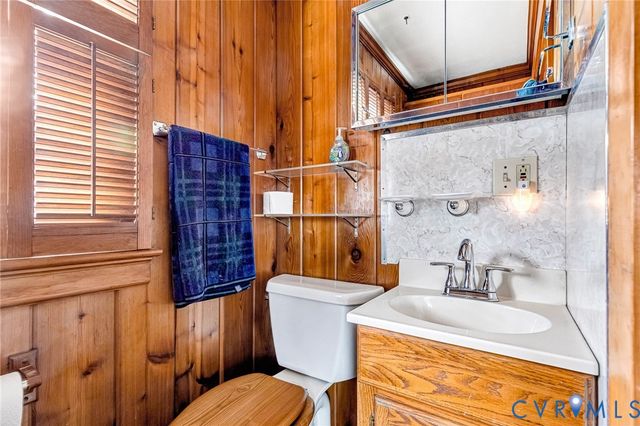 14 Medlock Rd, Sandston, VA 23150