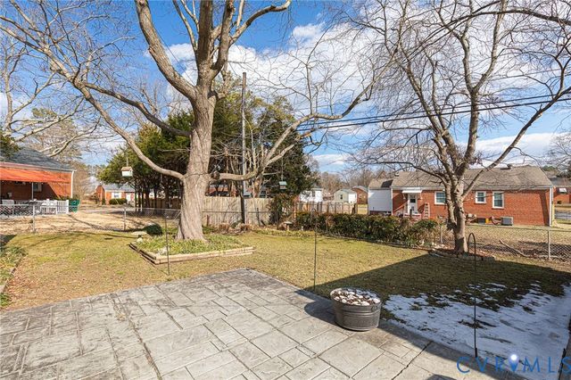 14 Medlock Rd, Sandston, VA 23150