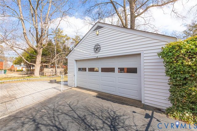 14 Medlock Rd, Sandston, VA 23150