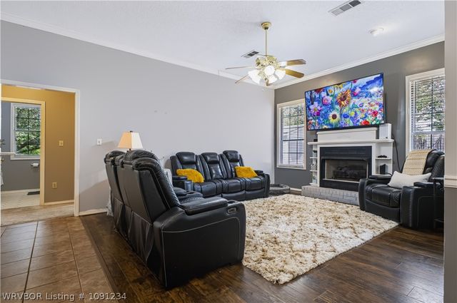 1434 Holly Avenue, Van Buren, AR 72956
