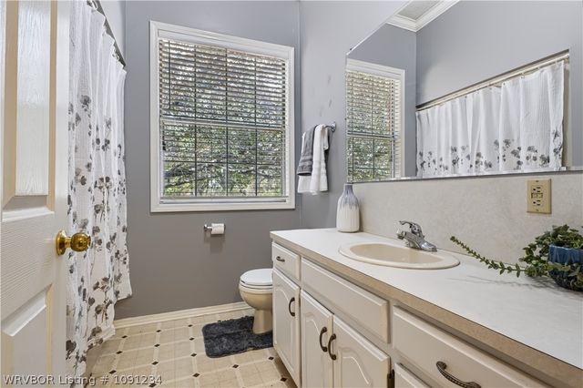 1434 Holly Avenue, Van Buren, AR 72956