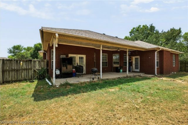 1434 Holly Avenue, Van Buren, AR 72956