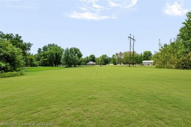 1434 Holly Avenue, Van Buren, AR 72956