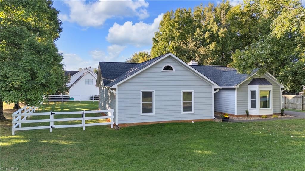 6713 River Hills Drive, Greensboro, NC 27410