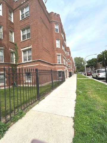 7655 S Yates Boulevard 2410-2, Chicago, IL 60649