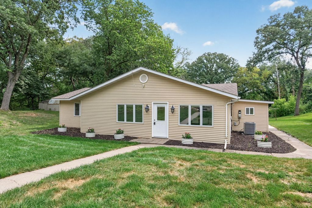 20192 Akin Road, Farmington, MN 55024 — photo 2