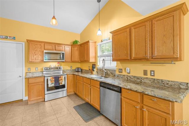 416 Trenton Drive, De Soto, MO 63020