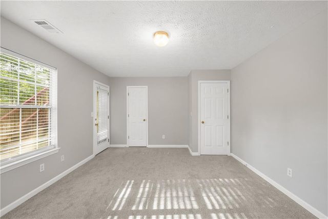 1090 Drawbridge Drive, Riverdale, GA 30296