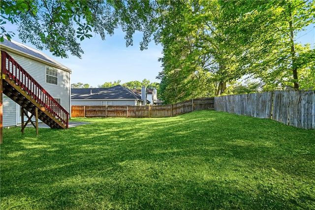 1090 Drawbridge Drive, Riverdale, GA 30296