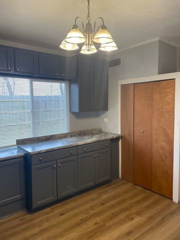 2907 W Il Route 120 Road, Mchenry, IL 60051