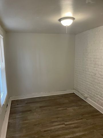 2907 W Il Route 120 Road, Mchenry, IL 60051