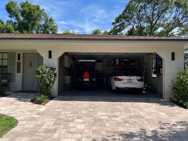 1909 DEANCROFT ROAD, Sarasota, FL 34235