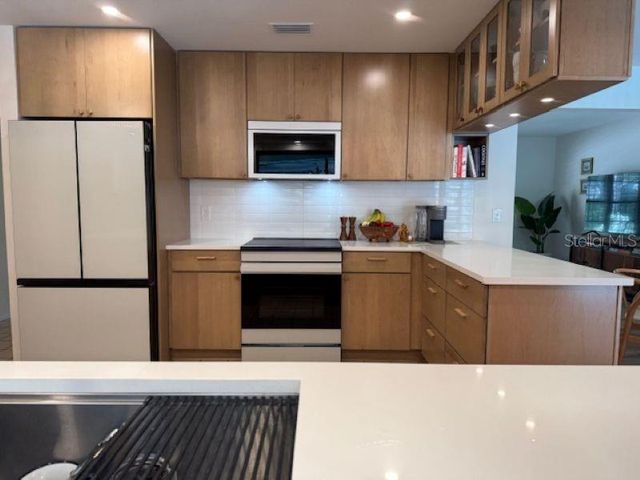 1909 DEANCROFT ROAD, Sarasota, FL 34235