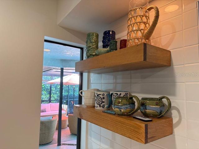 1909 DEANCROFT ROAD, Sarasota, FL 34235