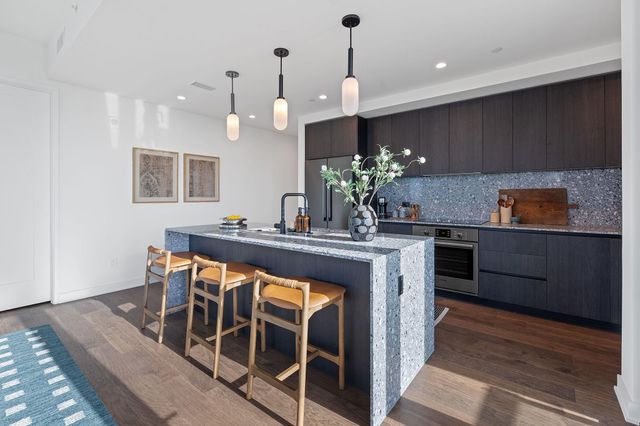 84 East Ave 3906, Austin, TX 78701