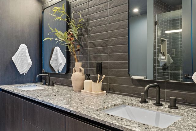 84 East Ave 3906, Austin, TX 78701