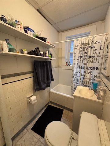 26 Myrtle St. 3, Boston, MA 02114