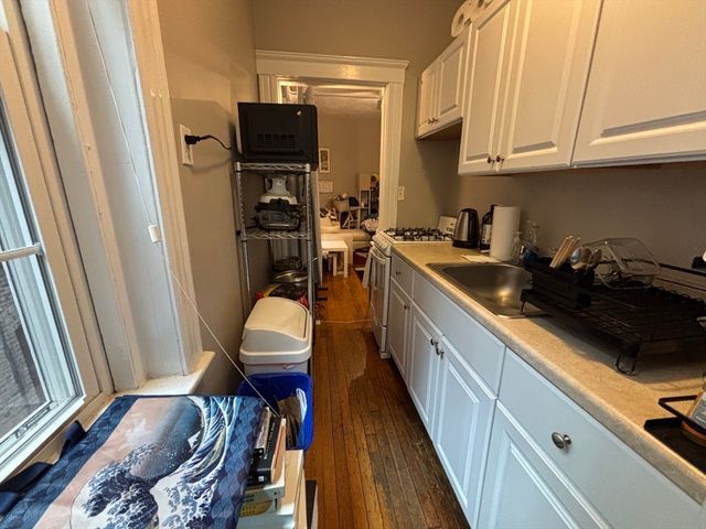 26 Myrtle St. 3, Boston, MA 02114