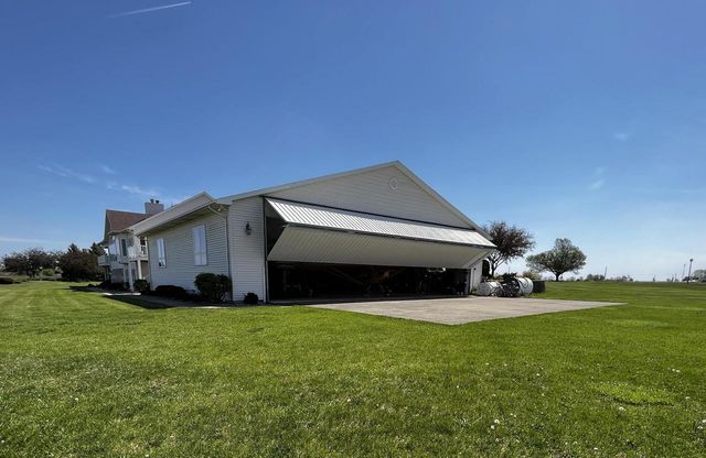 3 Carlock DRIVE, Danforth, IL 60930