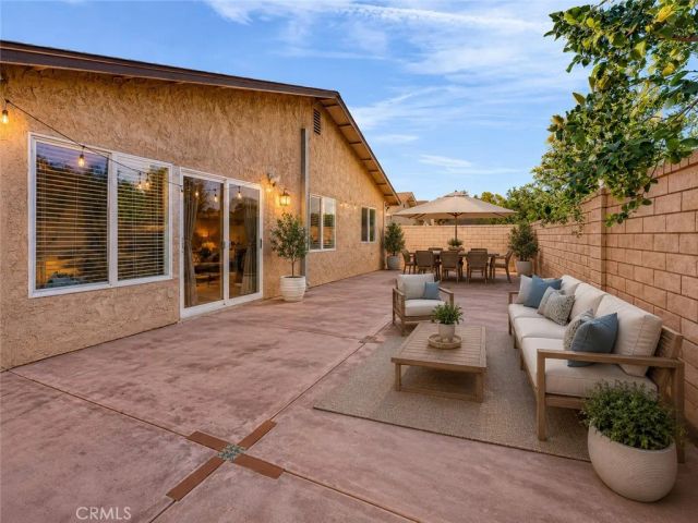 25790 Parada, Valencia, CA 91355