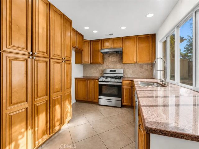 25790 Parada, Valencia, CA 91355