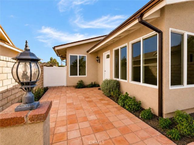 25790 Parada, Valencia, CA 91355