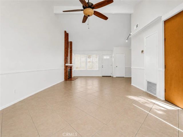 25790 Parada, Valencia, CA 91355