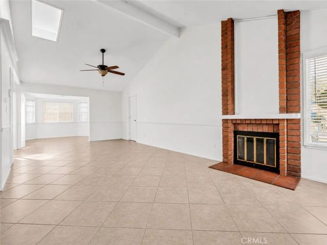 25790 Parada, Valencia, CA 91355