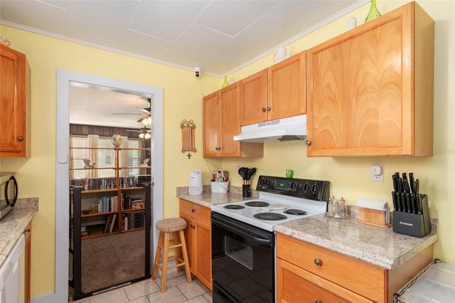 503 NE 1ST STREET, Chiefland, FL 32626