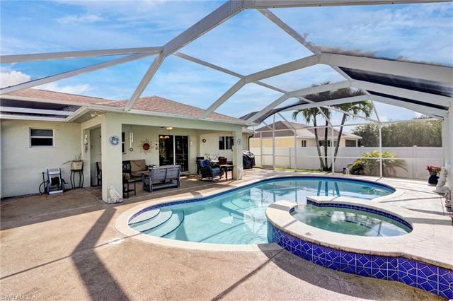1100 NE 15th ST, Cape Coral, FL 33909